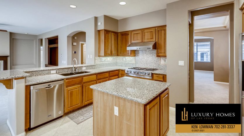 kitchen countertops at Eagle Rock at Summerlin Home for Sale, 508 Proud Eagle, Las Vegas, NV 89144