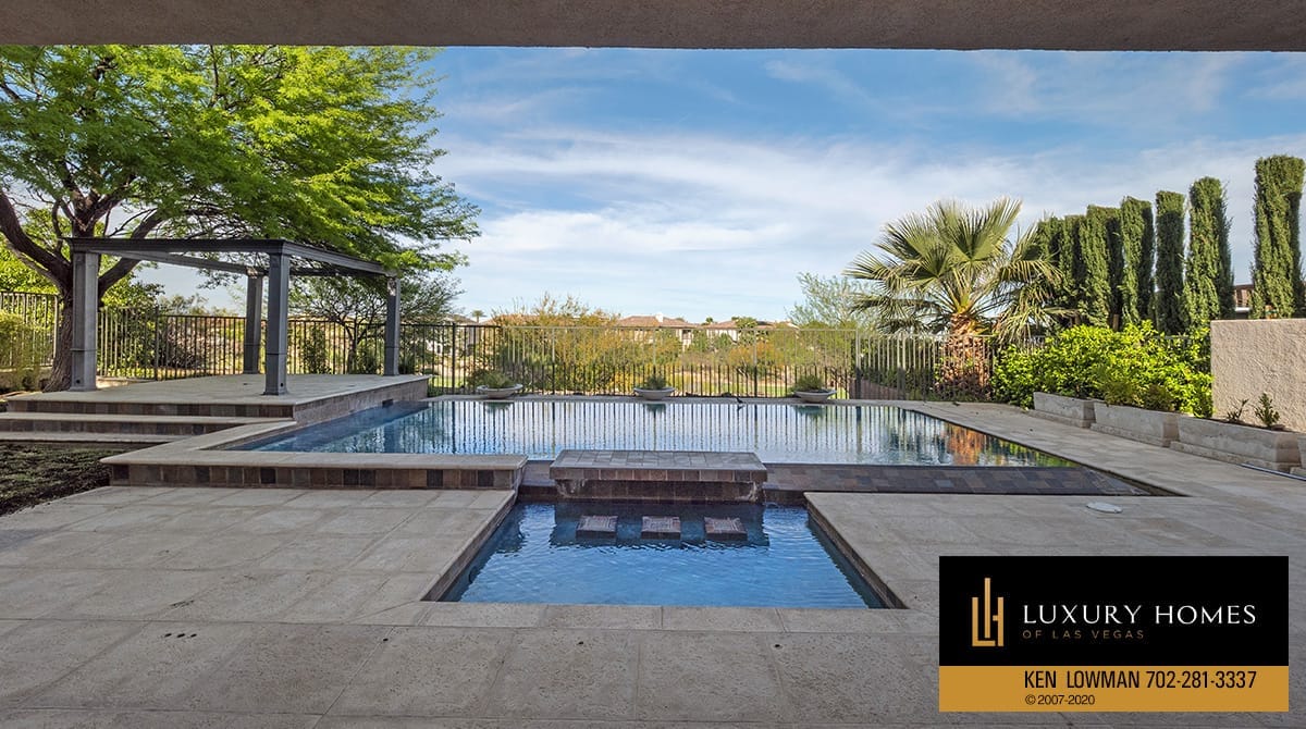 poolside at 2104 Orchard Mist St, Las Vegas, NV 89135