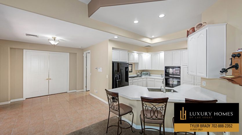 kitchen area at Regency at The Lakes home for sale, 9904 Aspen Knoll Ct, Las Vegas
