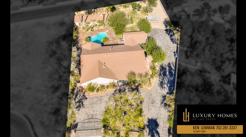 drone view of 3 Crescent Drive, Las Vegas, NV 89102