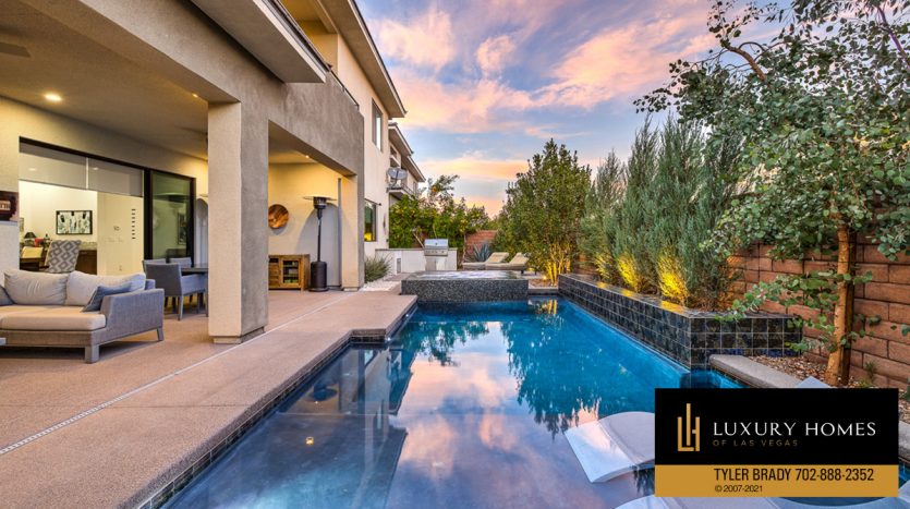 pool view at The Ridges Home for Sale, 78 Pristine Glen St, Las Vegas