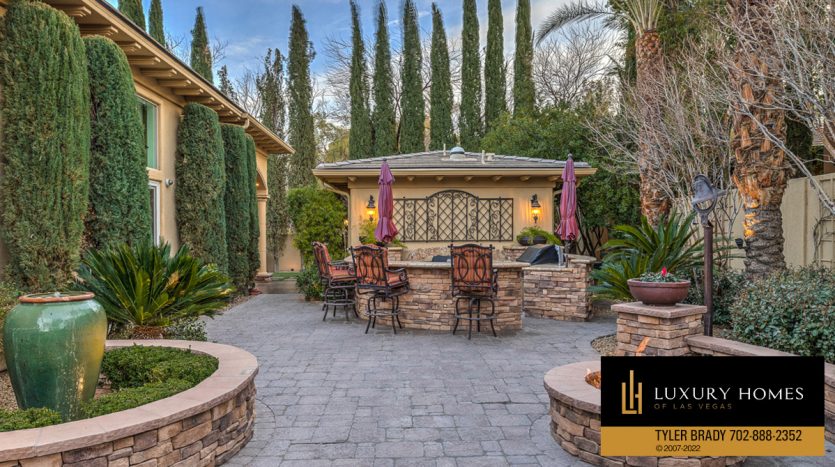 BBQ area at Bellacere Home for sale, 10201 Summit Canyon, Las Vegas