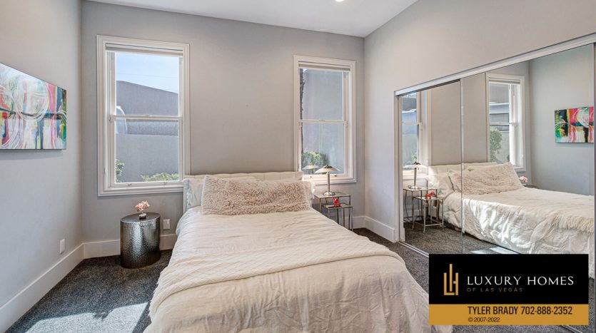 Bedroom at Las Vegas luxury home for sale, 8104 Via Del Cerro Court