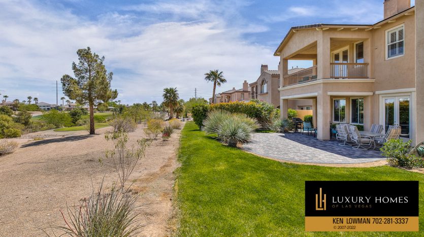 outdoors at Red Rock Country Club Homes for Sale, 11334 Winter Cottage Pl, Las Vegas, NV 89135