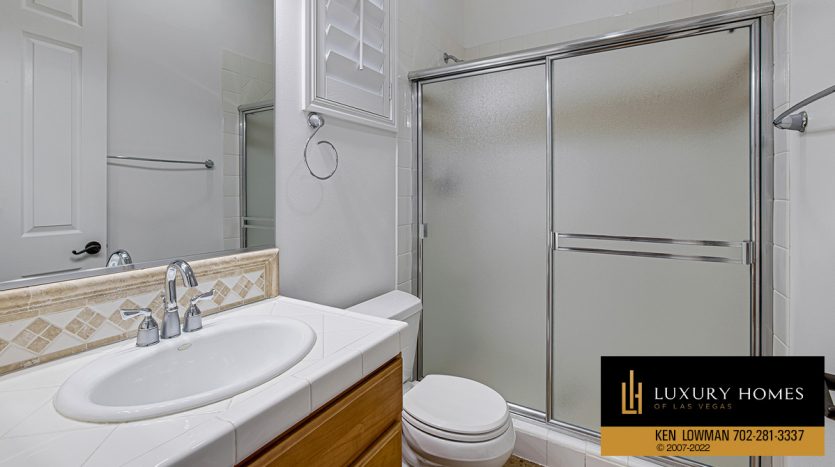 Bathroom at The Ridges Las Vegas Home for Sale, 72 Tapadero Lane, Las Vegas, NV 89135