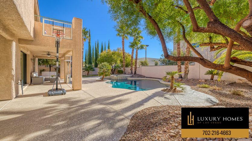 backyard at The Willows in Summerlin home for sale, 10691 Capesthorne Way, Las Vegas, NV 89135