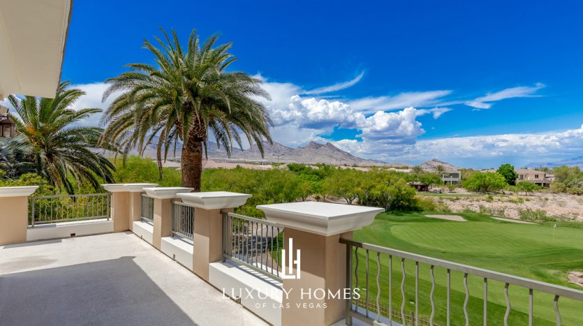 view at Bellacere home for sale, 10432 Summit Canyon Drive, Las Vegas, Nevada 89144