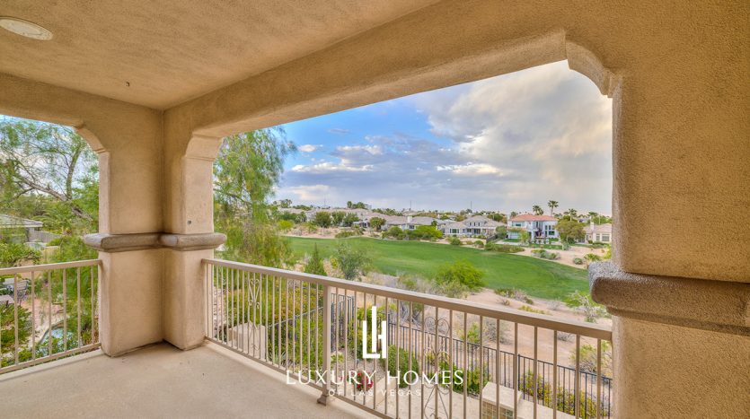 Red Rock Country Club Home for sale, 2650 Grassy Spring Place, Las Vegas, Nevada 89135