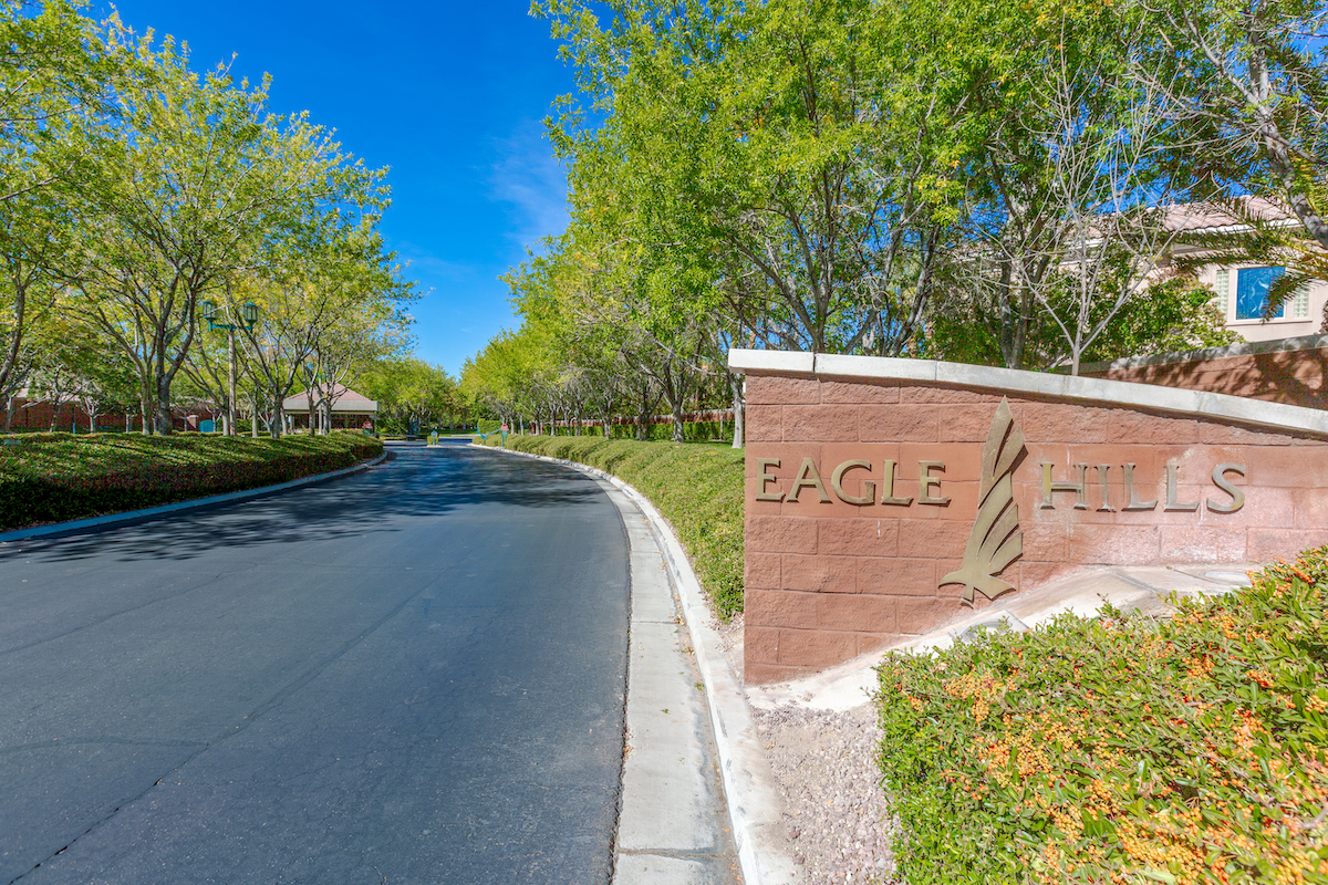 Eagle-Hills-home-2132-Redbird-Drive