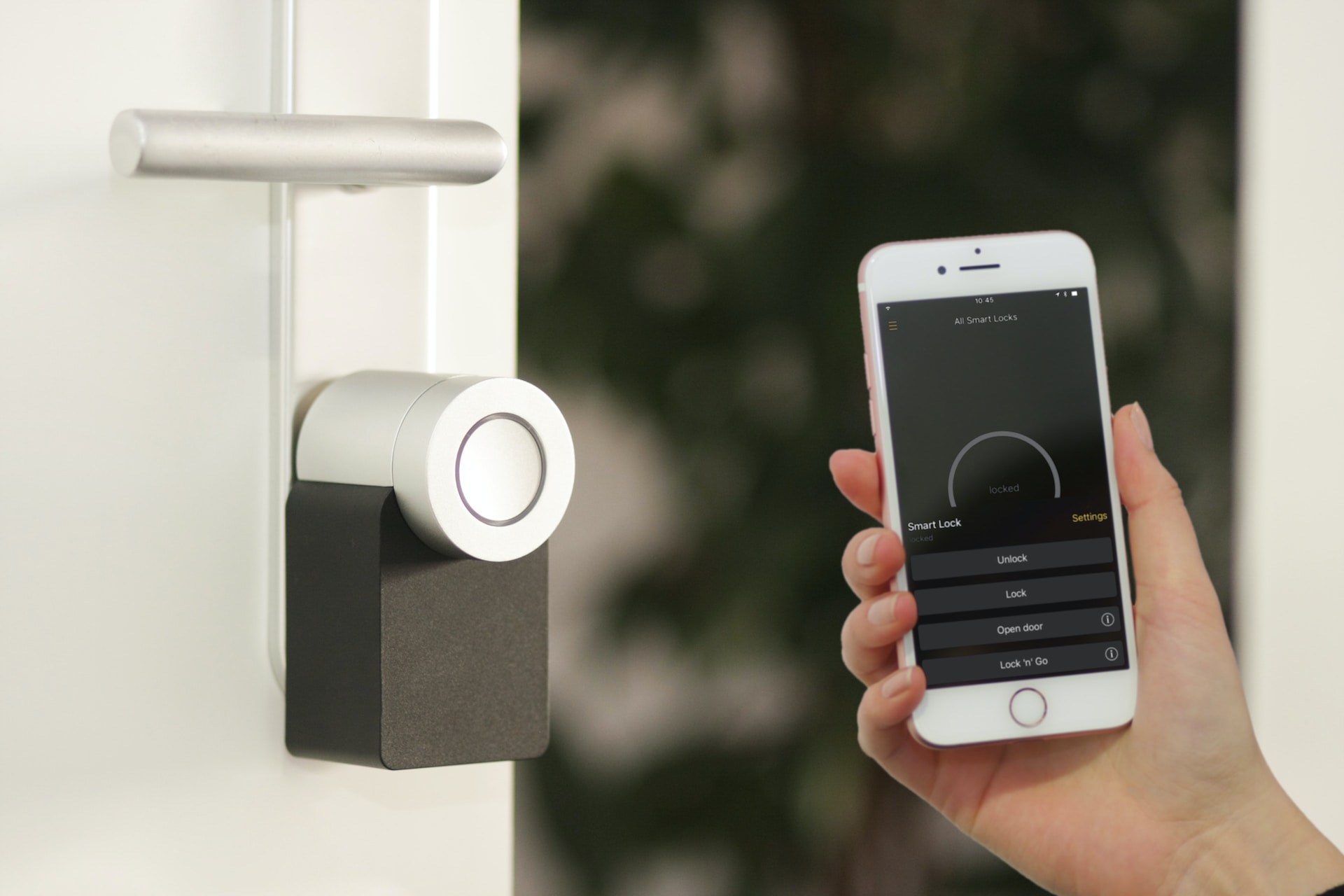 A smart home locking system that responds to your smartphone